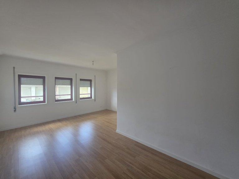 Apartment for Rent in Águas Santas, Porto 4