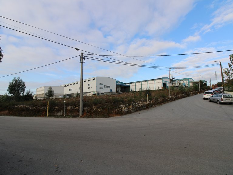 Industrial Land for Sale in Avintes, Porto 1