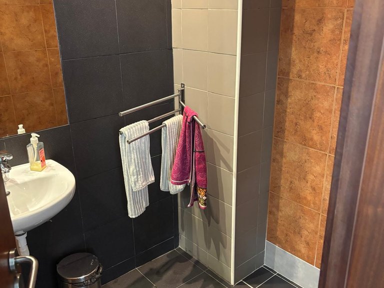 Commercial for Sale in Cidade Da Maia, Porto 16
