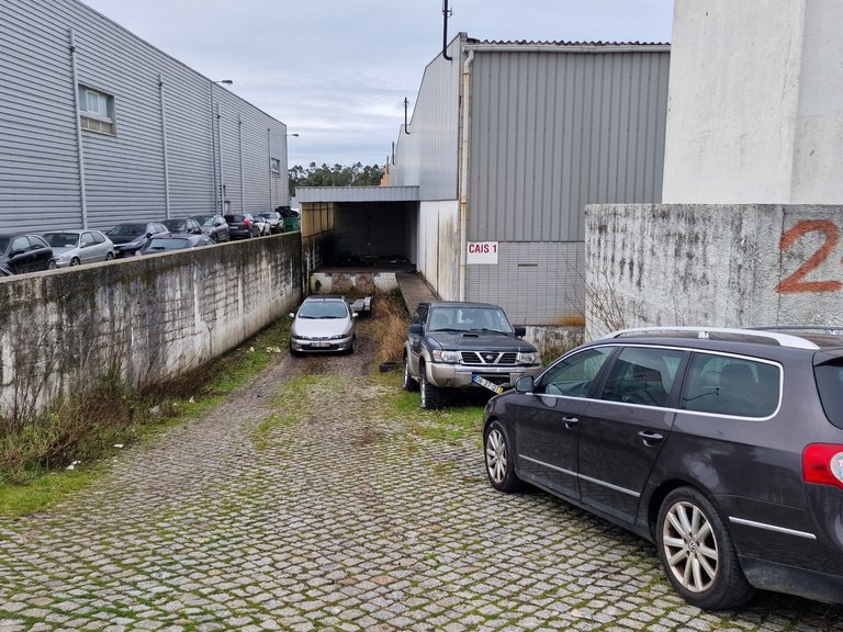 Commercial for Rent in Vila Nova Da Telha, Porto 4