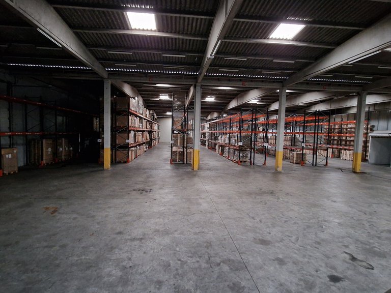 Commercial for Rent in Vila Nova Da Telha, Porto 6
