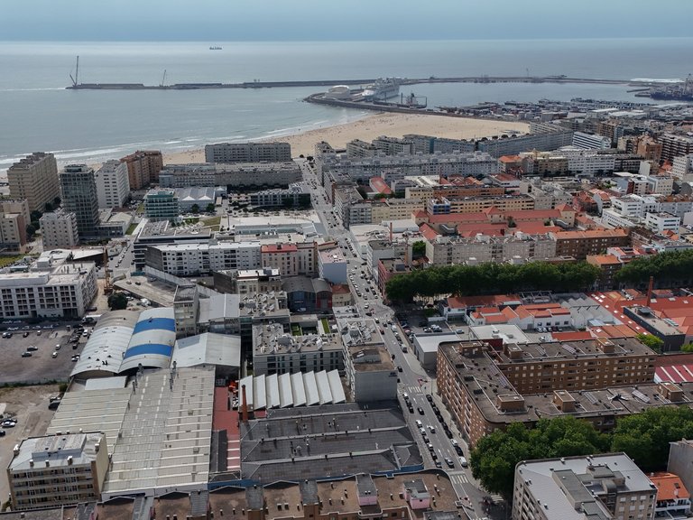 Commercial for Rent in Matosinhos, Porto 30