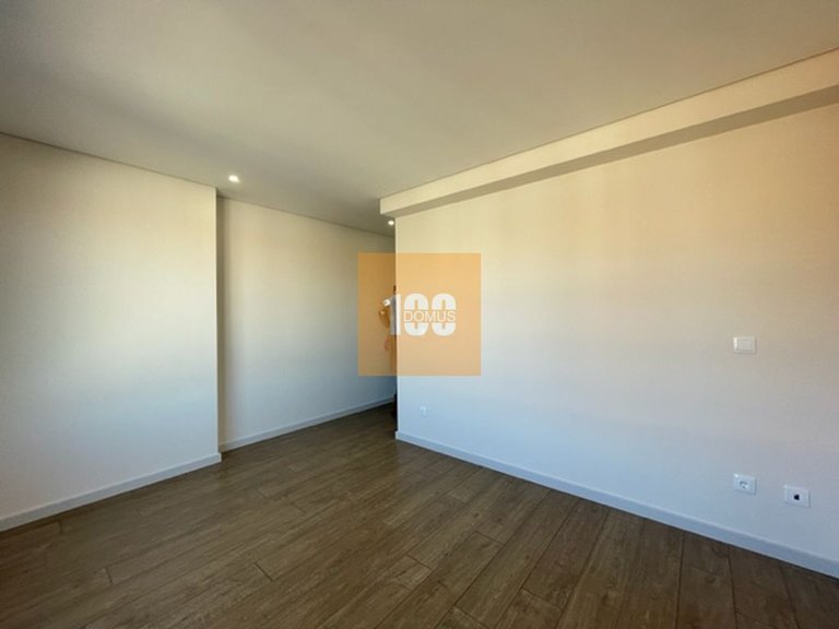 Apartment for Sale in Cedofeita, Santo Ildefonso, Sé, Miragaia, São Nicolau E Vitória, Porto 5