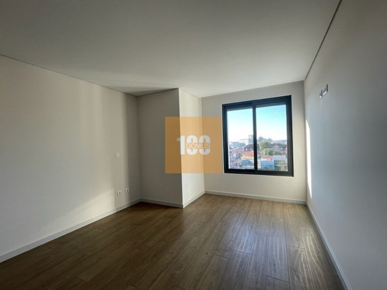 Apartment for Sale in Cedofeita, Santo Ildefonso, Sé, Miragaia, São Nicolau E Vitória, Porto 22