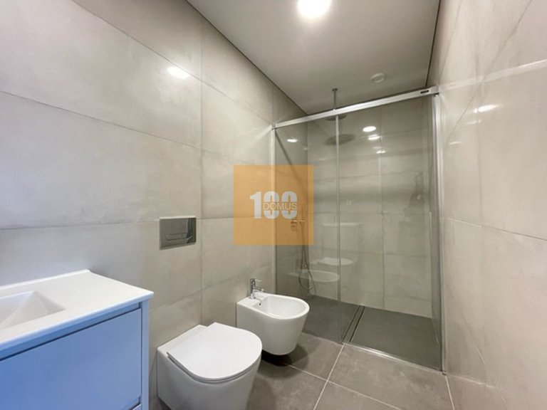 Apartment for Sale in Cedofeita, Santo Ildefonso, Sé, Miragaia, São Nicolau E Vitória, Porto 26