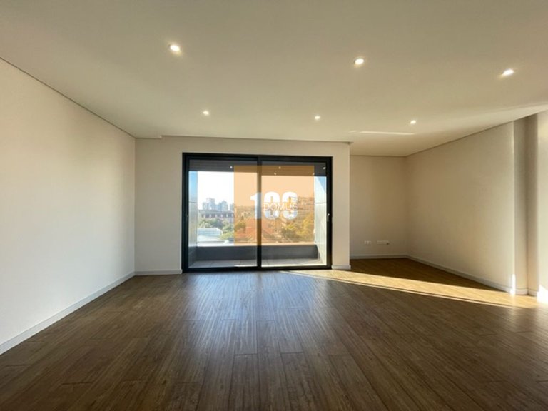 Apartment for Sale in Cedofeita, Santo Ildefonso, Sé, Miragaia, São Nicolau E Vitória, Porto 7