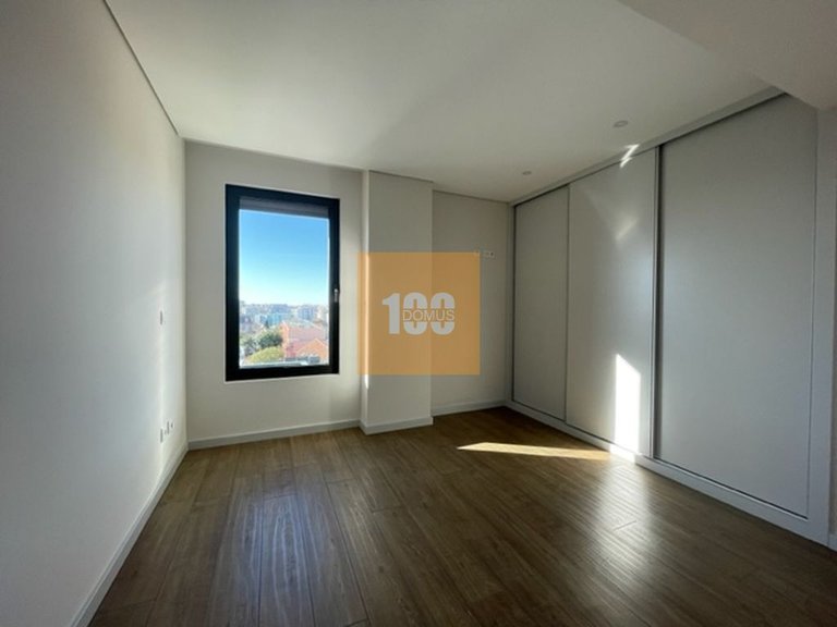 Apartment for Sale in Cedofeita, Santo Ildefonso, Sé, Miragaia, São Nicolau E Vitória, Porto 24