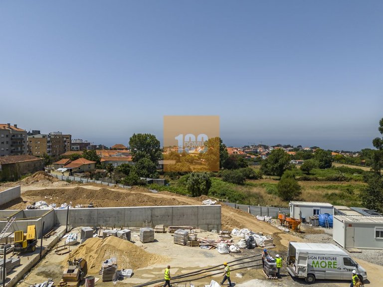 Apartment for Sale in Canidelo, Porto 4