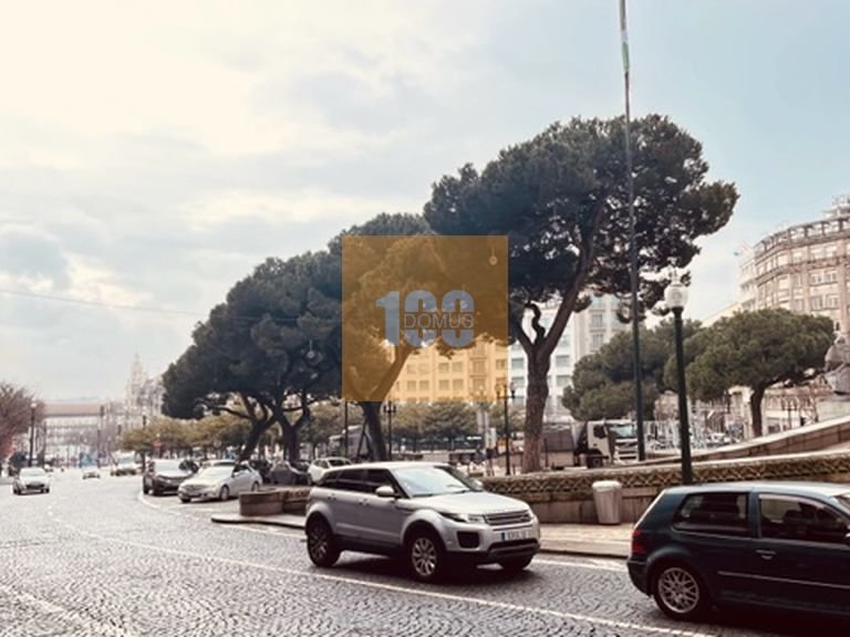 Apartment for Sale in Cedofeita, Santo Ildefonso, Sé, Miragaia, São Nicolau E Vitória, Porto 21