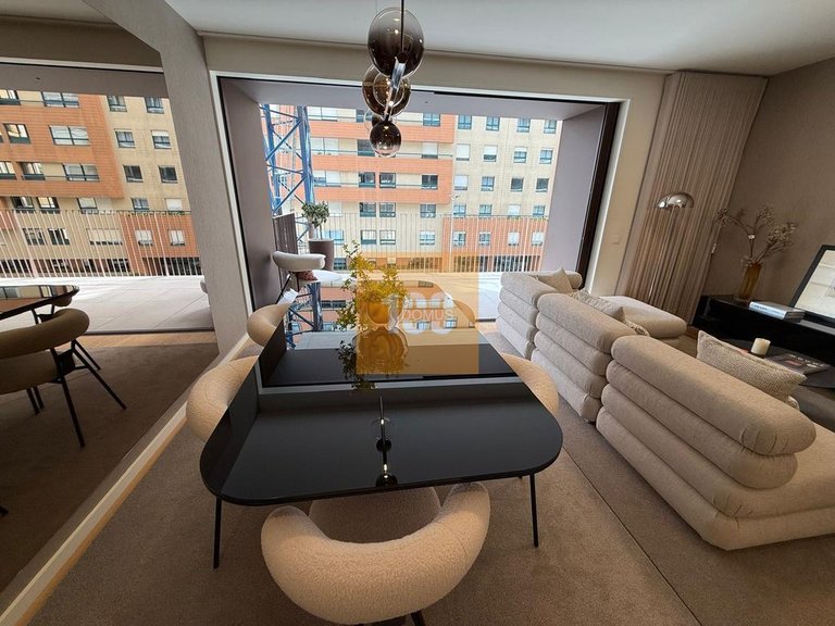 Apartment for Sale in São Pedro Da Afurada, Porto 4
