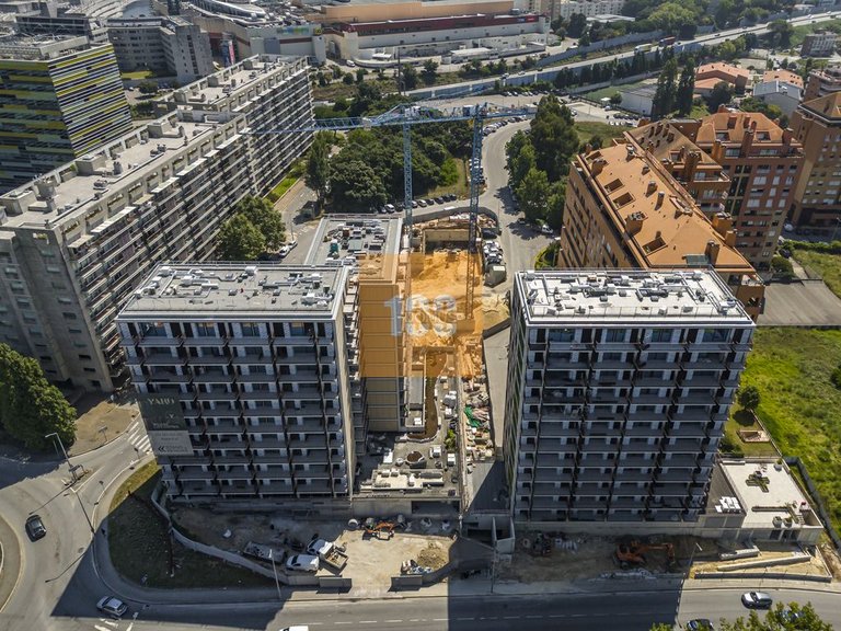 Apartment for Sale in São Pedro Da Afurada, Porto 37