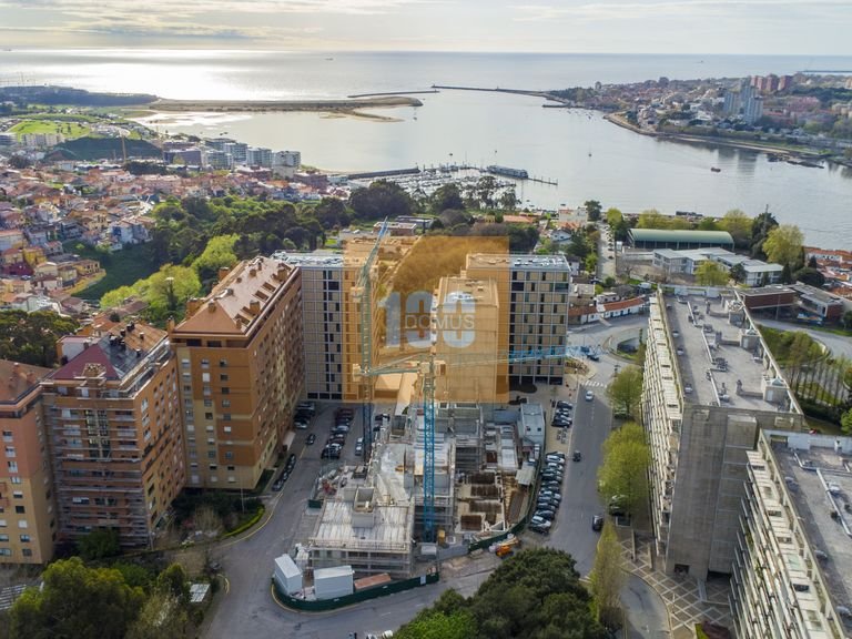 Apartment for Sale in São Pedro Da Afurada, Porto 35