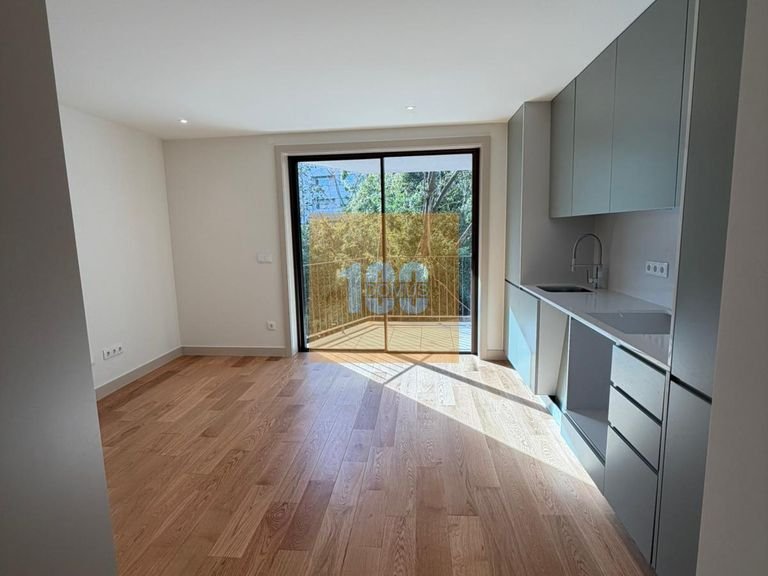 Apartment for Sale in Cedofeita, Santo Ildefonso, Sé, Miragaia, São Nicolau E Vitória, Porto 3