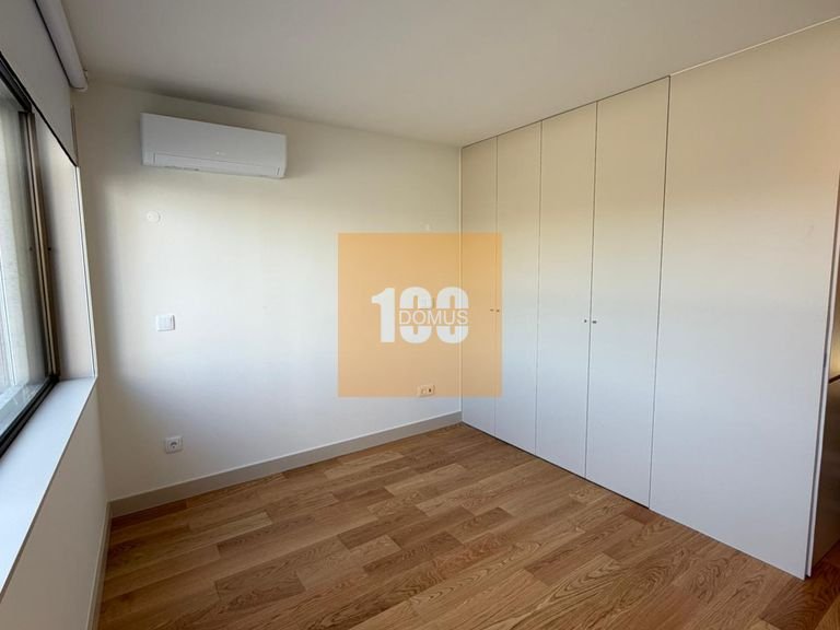 Apartment for Sale in Cedofeita, Santo Ildefonso, Sé, Miragaia, São Nicolau E Vitória, Porto 8