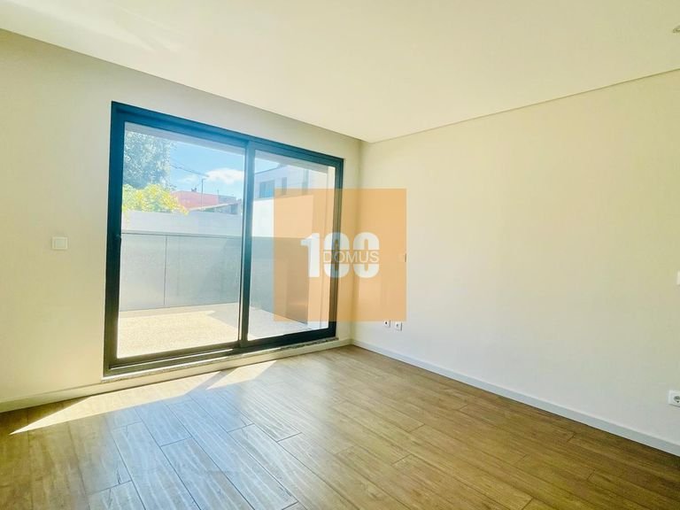 Apartment for Sale in Cedofeita, Santo Ildefonso, Sé, Miragaia, São Nicolau E Vitória, Porto 6