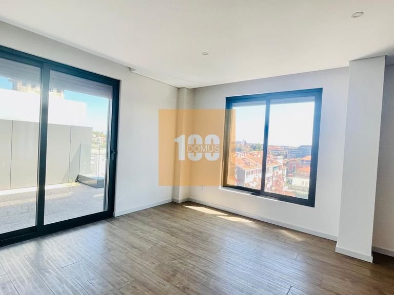 Apartment for Sale in Cedofeita, Santo Ildefonso, Sé, Miragaia, São Nicolau E Vitória, Porto 10
