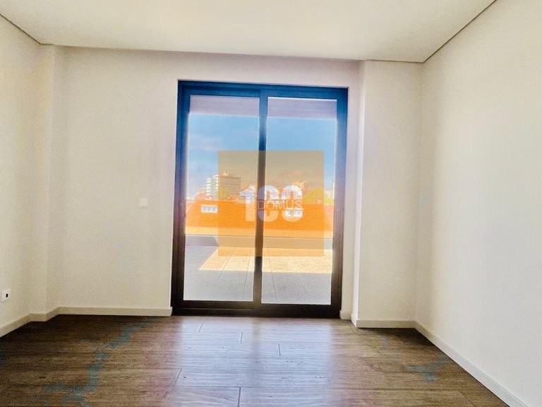 Apartment for Sale in Cedofeita, Santo Ildefonso, Sé, Miragaia, São Nicolau E Vitória, Porto 22