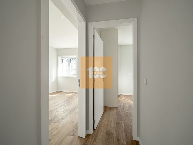 Apartment for Sale in Cedofeita, Santo Ildefonso, Sé, Miragaia, São Nicolau E Vitória, Porto 26