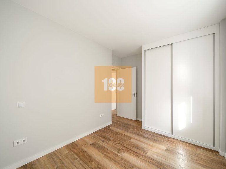 Apartment for Sale in Cedofeita, Santo Ildefonso, Sé, Miragaia, São Nicolau E Vitória, Porto 32