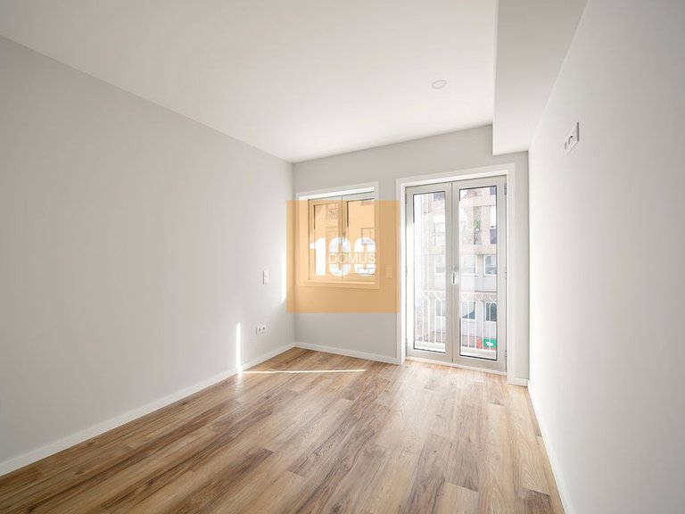 Apartment for Sale in Cedofeita, Santo Ildefonso, Sé, Miragaia, São Nicolau E Vitória, Porto 33