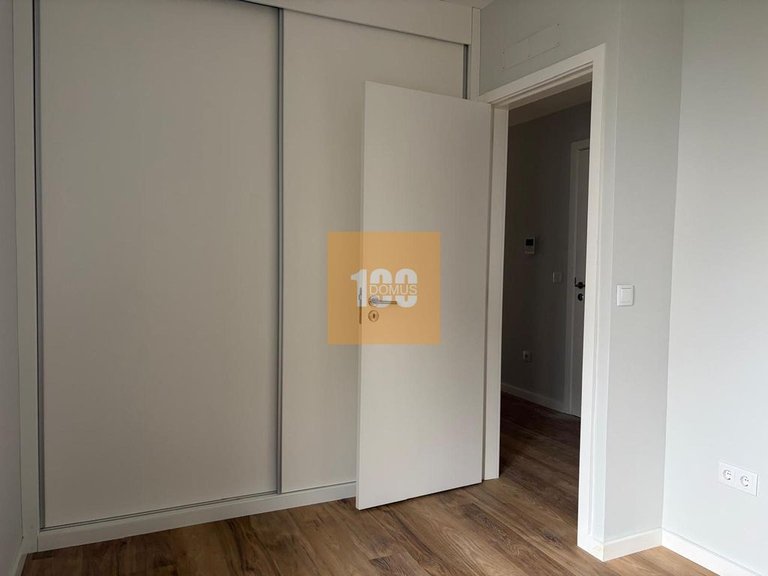 Apartment for Sale in Cedofeita, Santo Ildefonso, Sé, Miragaia, São Nicolau E Vitória, Porto 9