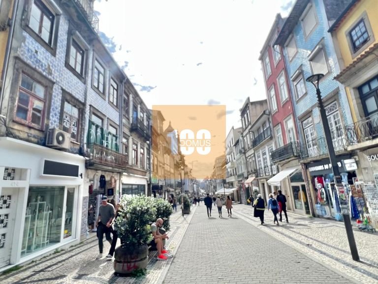 Commercial for Sale in Cedofeita, Santo Ildefonso, Sé, Miragaia, São Nicolau E Vitória, Porto 2
