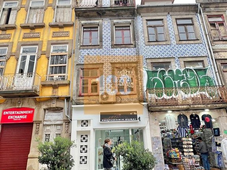 Commercial for Sale in Cedofeita, Santo Ildefonso, Sé, Miragaia, São Nicolau E Vitória, Porto 4