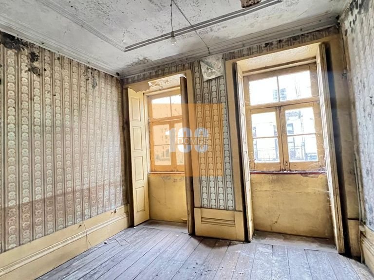 Commercial for Sale in Cedofeita, Santo Ildefonso, Sé, Miragaia, São Nicolau E Vitória, Porto 5