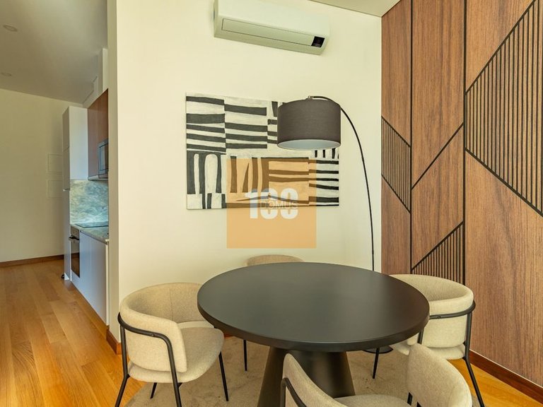 Apartment for Sale in Cedofeita, Santo Ildefonso, Sé, Miragaia, São Nicolau E Vitória, Porto 4
