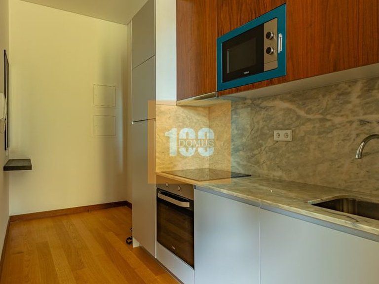 Apartment for Sale in Cedofeita, Santo Ildefonso, Sé, Miragaia, São Nicolau E Vitória, Porto 8