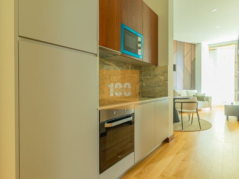 Apartment for Sale in Cedofeita, Santo Ildefonso, Sé, Miragaia, São Nicolau E Vitória, Porto 9