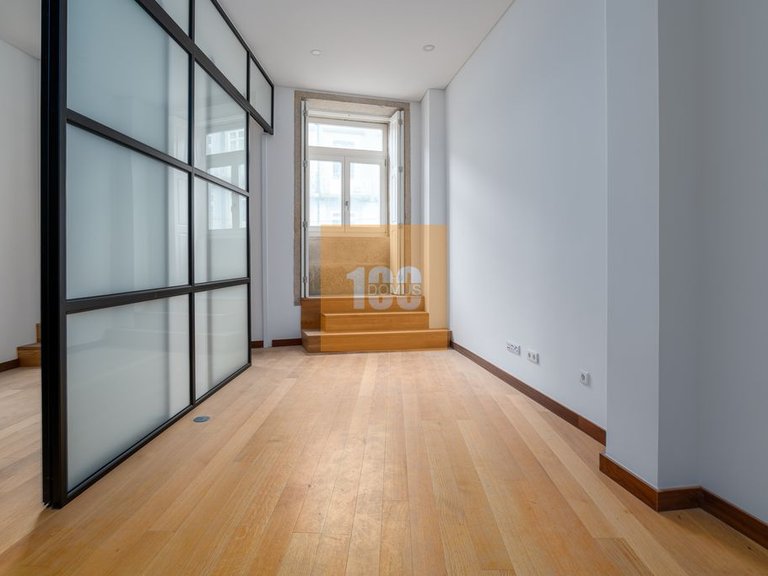 Apartment for Sale in Cedofeita, Santo Ildefonso, Sé, Miragaia, São Nicolau E Vitória, Porto 5