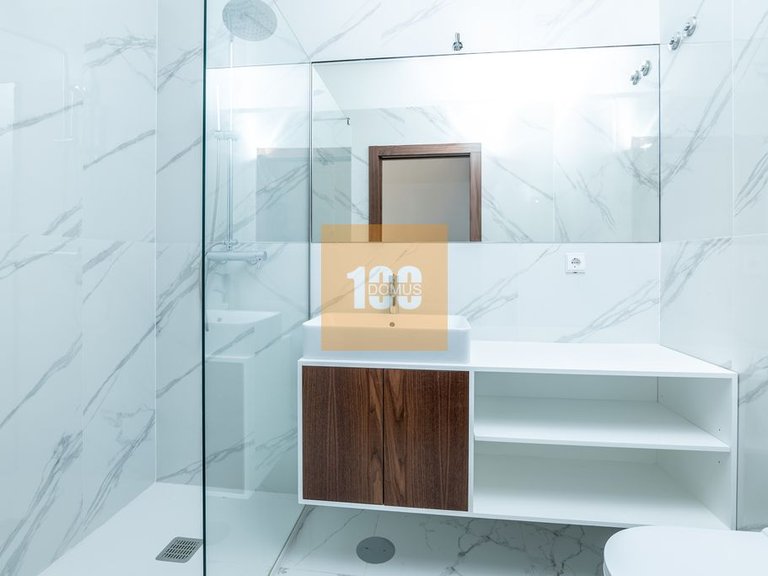 Apartment for Sale in Cedofeita, Santo Ildefonso, Sé, Miragaia, São Nicolau E Vitória, Porto 11