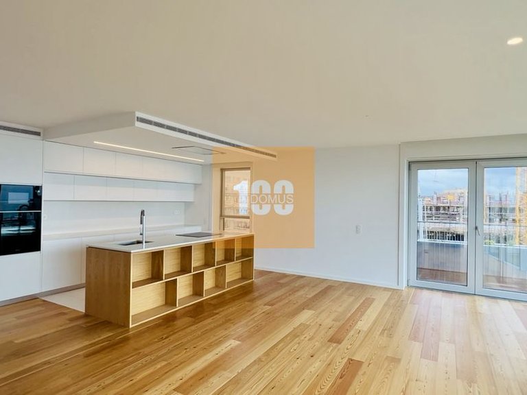 Apartment for Sale in Canidelo, Porto 8