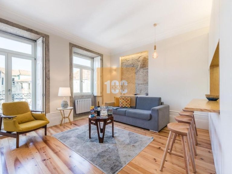 Apartment for Sale in Cedofeita, Santo Ildefonso, Sé, Miragaia, São Nicolau E Vitória, Porto 1