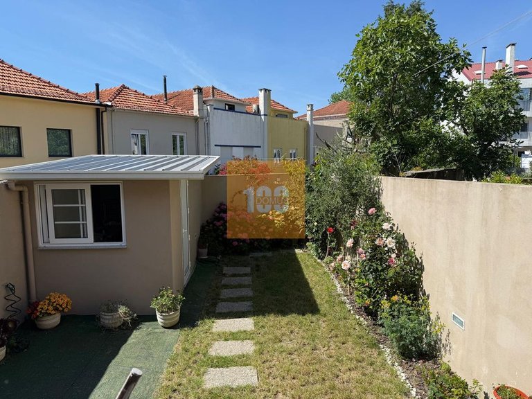 Town House for Sale in Paranhos, Porto 1