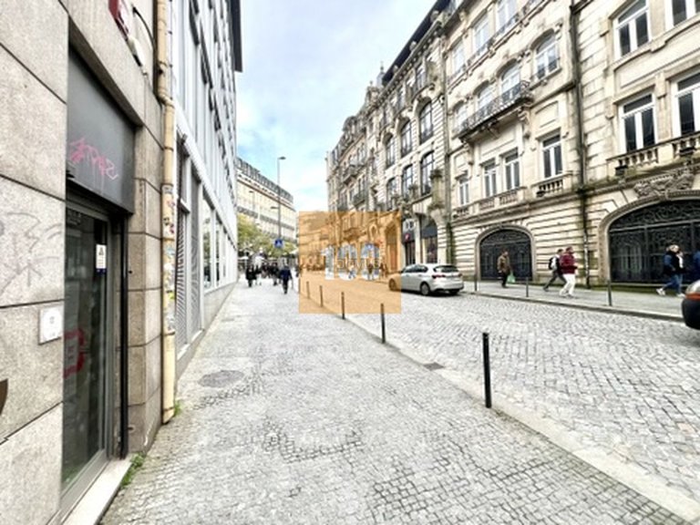 Apartment for Sale in Cedofeita, Santo Ildefonso, Sé, Miragaia, São Nicolau E Vitória, Porto 9