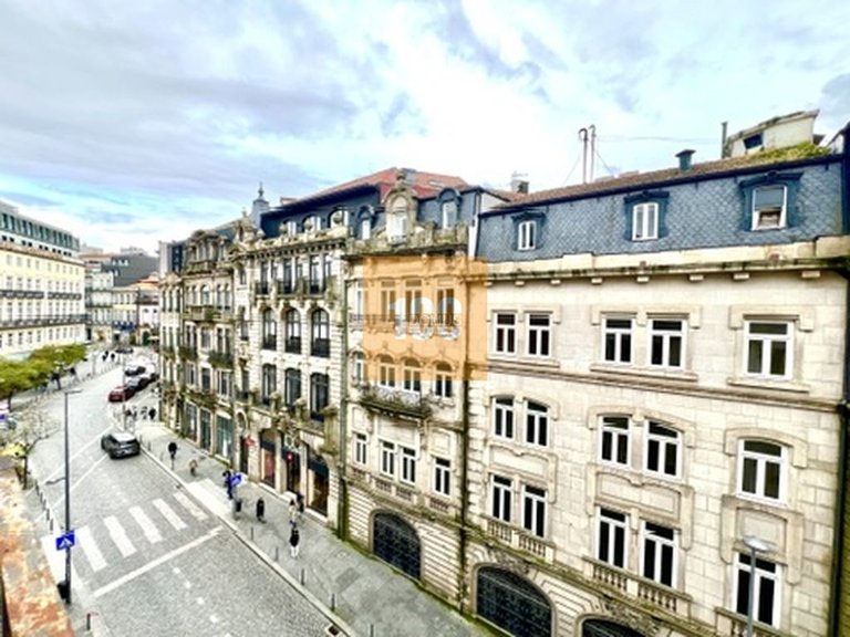 Apartment for Sale in Cedofeita, Santo Ildefonso, Sé, Miragaia, São Nicolau E Vitória, Porto 12