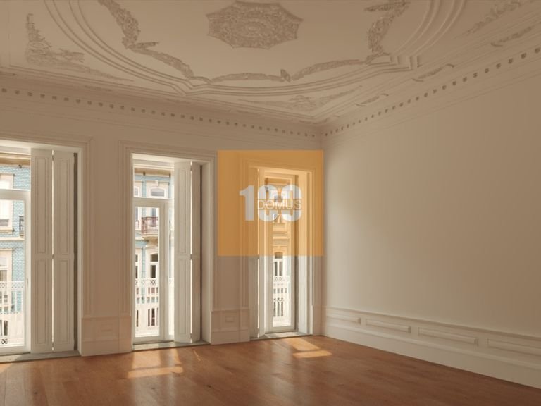 Apartment for Sale in Cedofeita, Santo Ildefonso, Sé, Miragaia, São Nicolau E Vitória, Porto 3