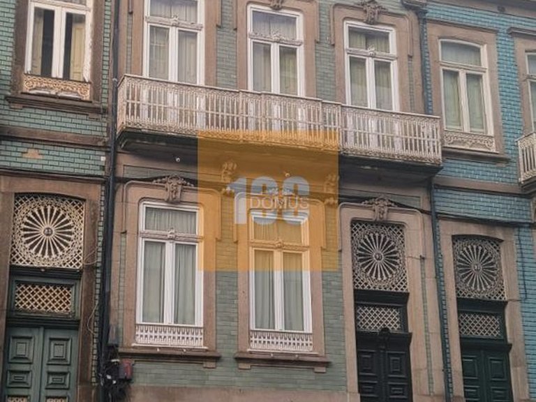 Apartment for Sale in Cedofeita, Santo Ildefonso, Sé, Miragaia, São Nicolau E Vitória, Porto 2