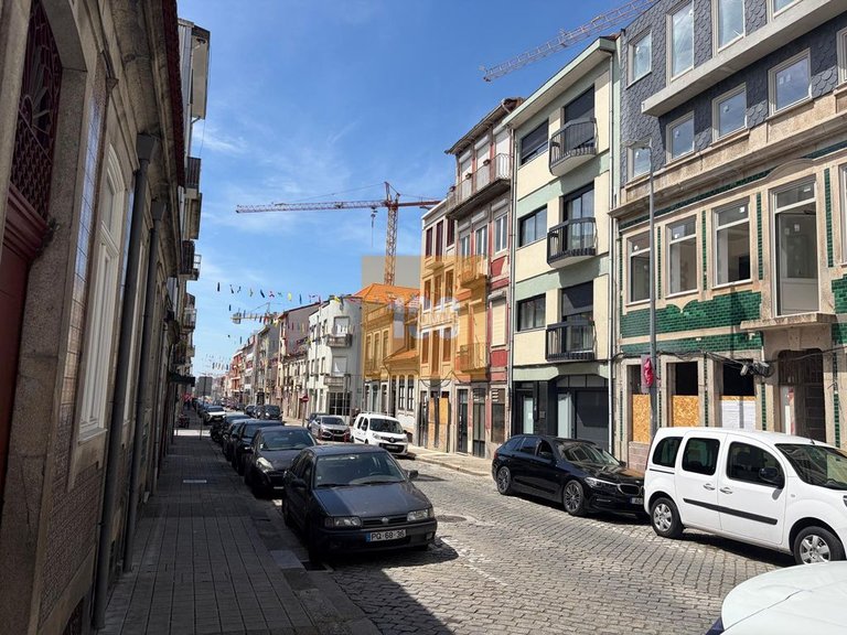 Apartment for Sale in Bonfim, Porto 2