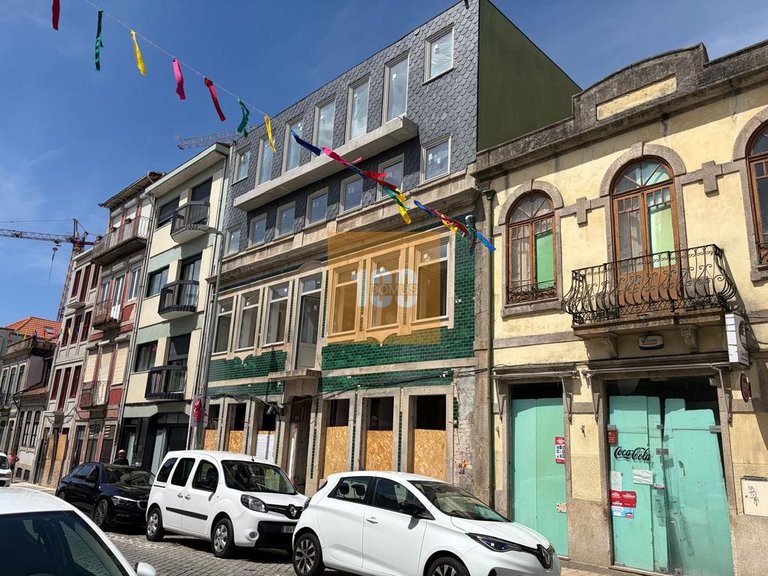 Apartment for Sale in Bonfim, Porto 4