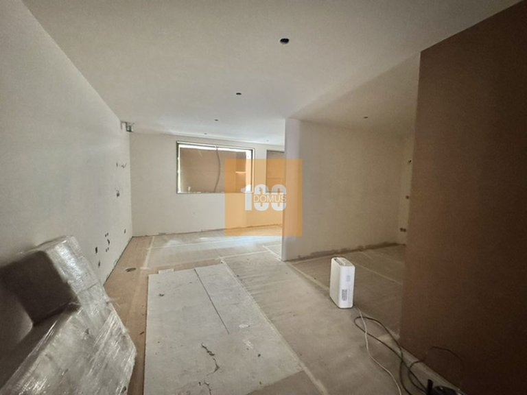 Apartment for Sale in Matosinhos, Porto 11
