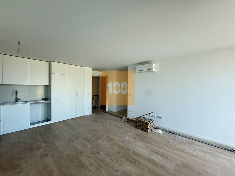 Apartment for Sale in Cedofeita, Santo Ildefonso, Sé, Miragaia, São Nicolau E Vitória, Porto 5