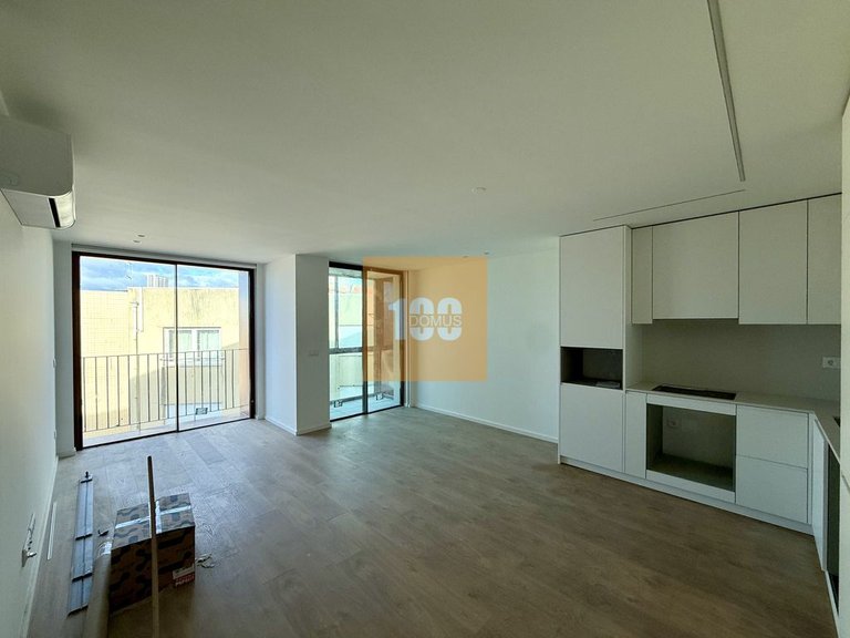 Apartment for Sale in Cedofeita, Santo Ildefonso, Sé, Miragaia, São Nicolau E Vitória, Porto 9