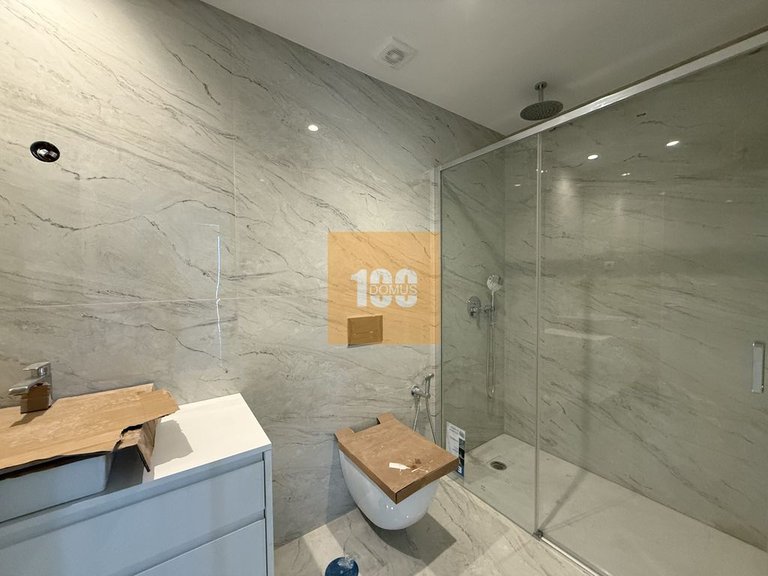 Apartment for Sale in Cedofeita, Santo Ildefonso, Sé, Miragaia, São Nicolau E Vitória, Porto 10
