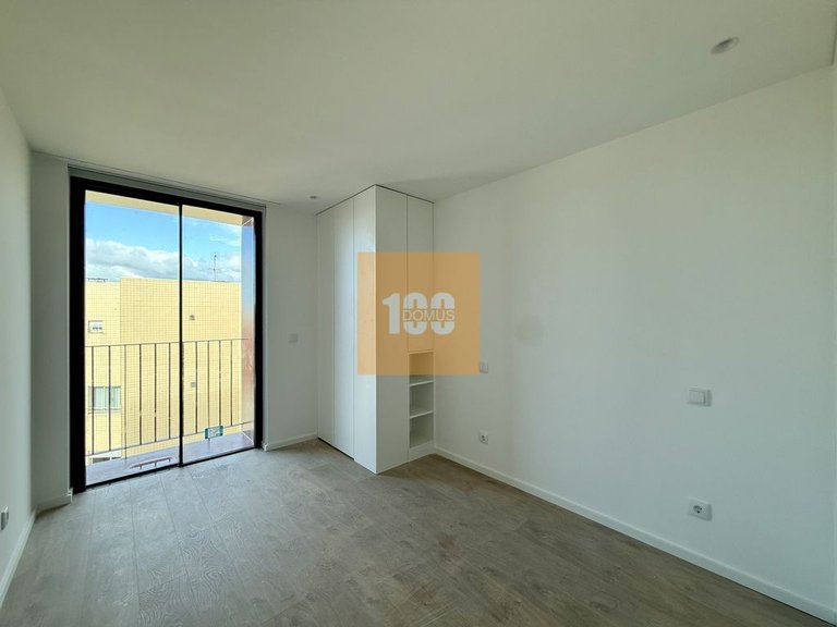 Apartment for Sale in Cedofeita, Santo Ildefonso, Sé, Miragaia, São Nicolau E Vitória, Porto 11