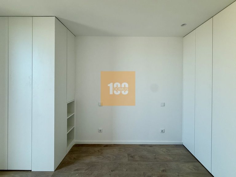 Apartment for Sale in Cedofeita, Santo Ildefonso, Sé, Miragaia, São Nicolau E Vitória, Porto 12