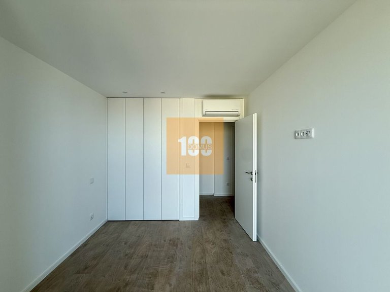 Apartment for Sale in Cedofeita, Santo Ildefonso, Sé, Miragaia, São Nicolau E Vitória, Porto 13