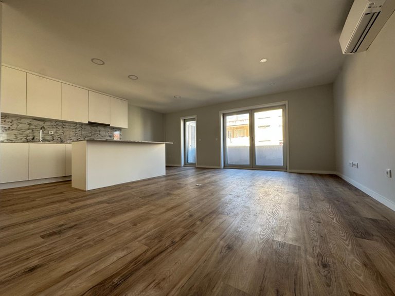 Apartment for Sale in Cedofeita, Santo Ildefonso, Sé, Miragaia, São Nicolau E Vitória, Porto 9